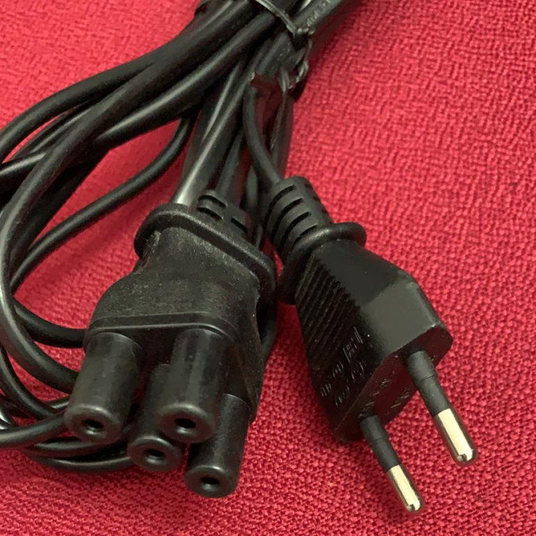 Cable de Alimentación para Volantes Thrustmaster Serie T