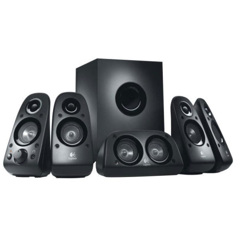 Logitech Surround Sound Speakers Z506 5.1 150W color negro Usado