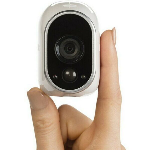 Cámara Adicional de Seguridad Netgear Arlo VMC3030 Blanco Usado **Solo cámara y soporte. NO INCLUYE LA BATERÍA** - Imagen 4