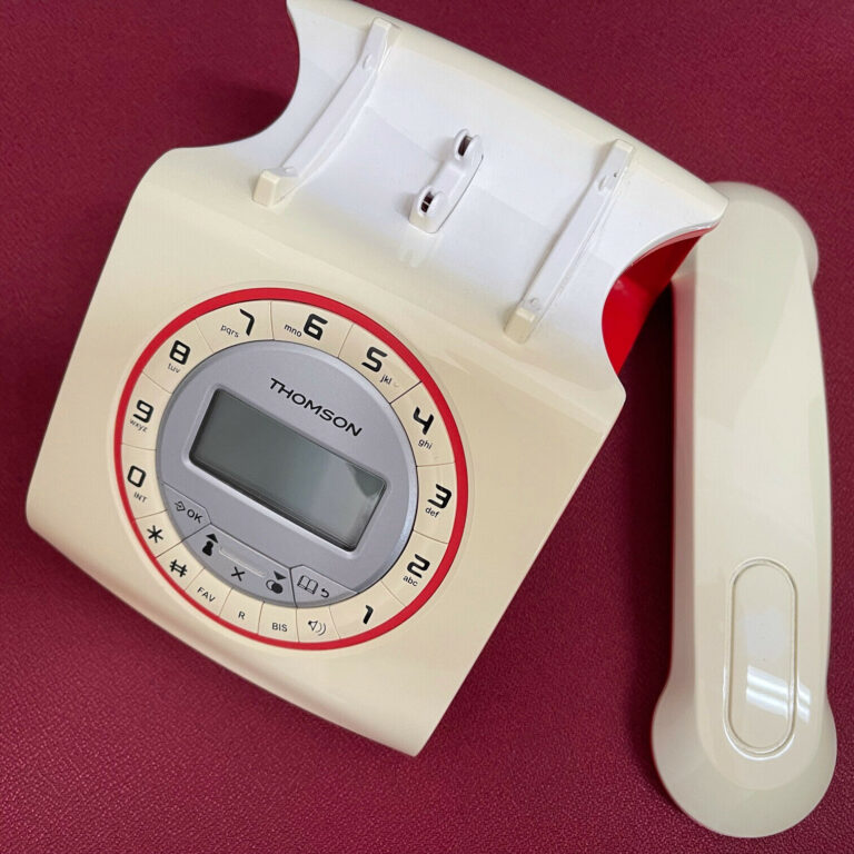 Teléfono inalámbrico Thomson Classy blanco-rojo retro Usado **Carcasa amarillenta del sol**