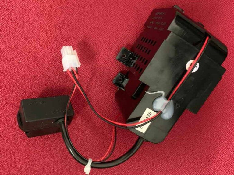 Transformador Original Thrustmaster para volantes T300 / TX