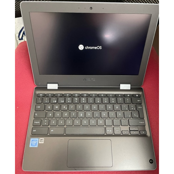 Asus Chromebook Flip C214MA-BU0410 IntelCeleron N4020/4GB/32GB eMMC/11.6'' Táctil Usado **Tapa superior ligeramente rayada.**