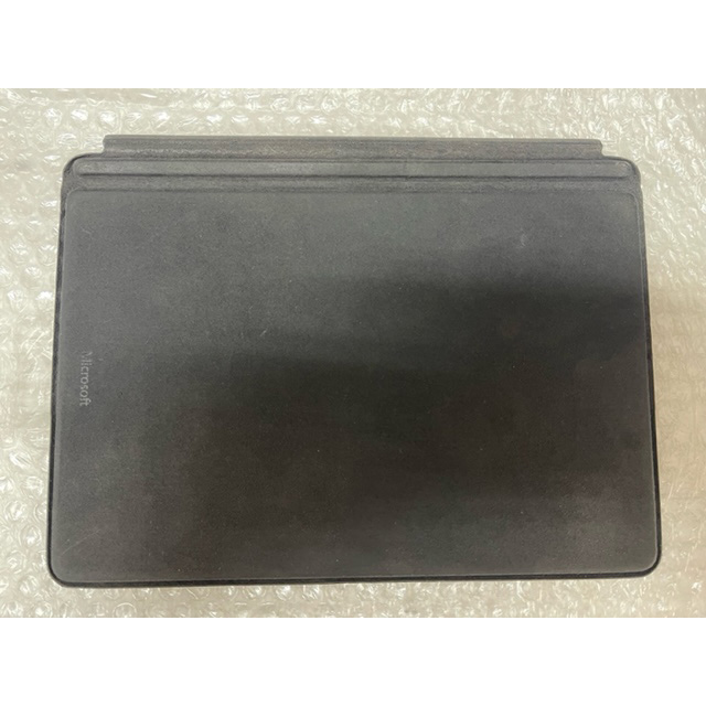 Microsoft Surface Go Cover color negro Usado **Desgastes del uso, versión en Portugués** - Imagen 2