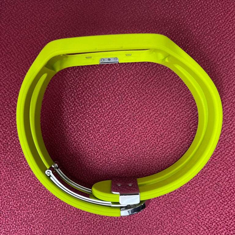 Correa original Sony de goma para Sony SmartWatch 3 AndroidWear SWR50 Amarilla