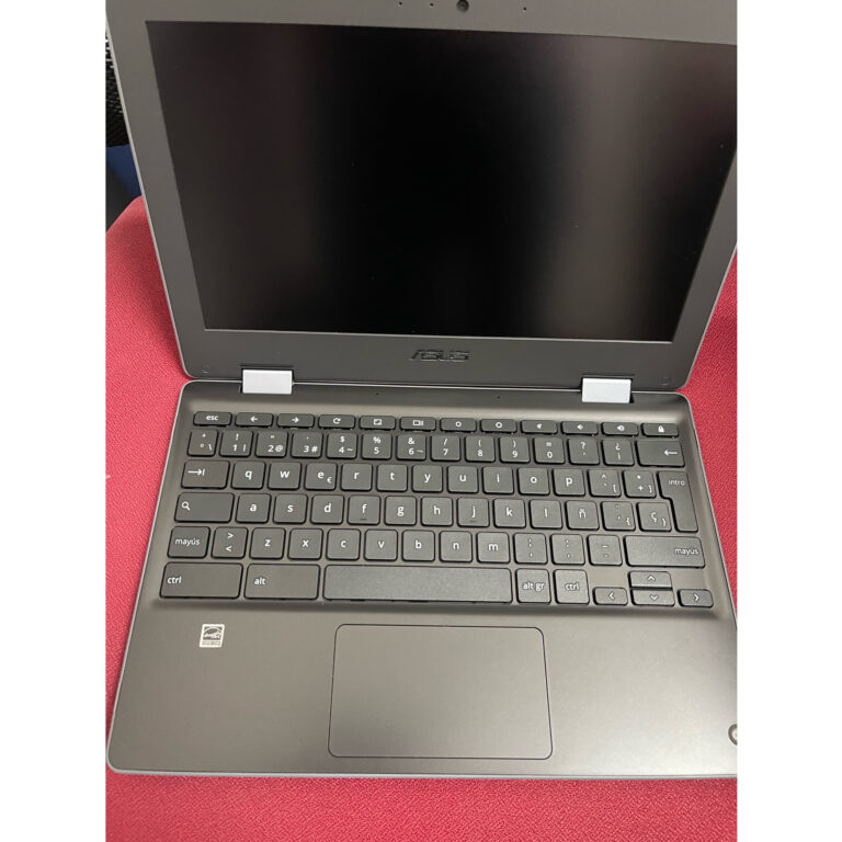 Asus Chromebook Flip C214MA-BU0410 IntelCeleron N4020/4GB/32GB eMMC/11.6'' Táctil Usado **La tapa esta ligeramente marcada, no afecta al funcionamiento**