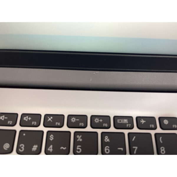Portátil Lenovo Ideapad 1 15ADA7 AMD 3020E 8GB RAM 256GBSSD W11 *Tiene un golpe* - Imagen 6