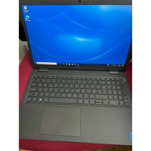 Portátil Dell Latitude 3520 i5-1135G7 8GB 256GB 15.6'' W10Pro Usado **Portugués**