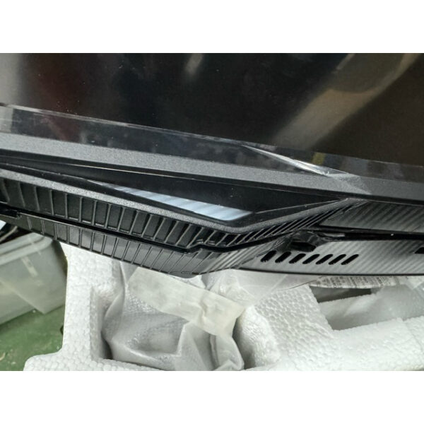 Monitor Samsung Odyssey G6 LS27BG650EUXEN Curvo de 27'' QHD Usado *Pequeño golpe* - Imagen 5