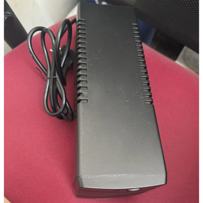 SAI Nilox NXGCLI15001X9V2 1500VA 1050W Usado **Tiene un pequeño golpe**