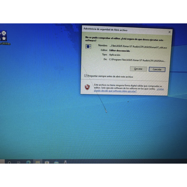 Monitor Dell E2216HV 22'' LED FullHD Usado **Tiene un marca en la pantalla**