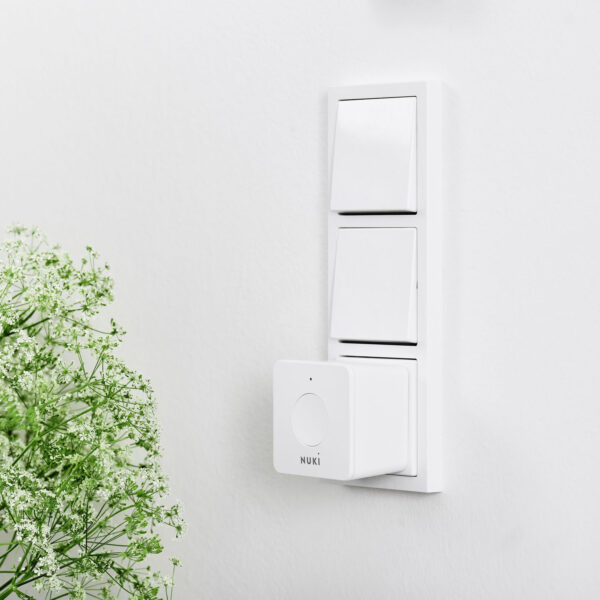 Nuki Bridge Abrepuertas automático Bluetooth y WiFi para Nuki Smart Lock Usado * - Imagen 2
