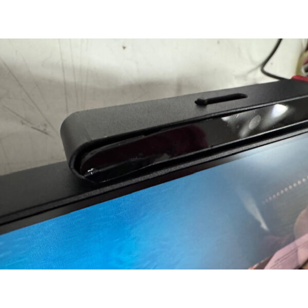 Monitor Lenovo ThinkCentre Tiny-In-One 24 LED 23,8" **Tiene dañada la WebCam** - Imagen 2