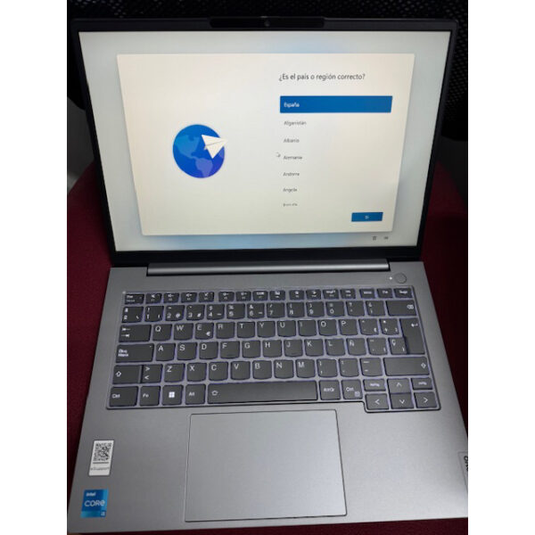 Lenovo Thinkbook 14 G6 IRL I3-1315U 1.2GHz/8GB/256GBSSD/14" Usado *Marca en tapa - Imagen 4