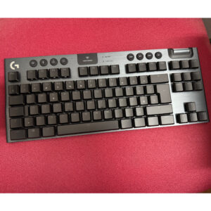 Teclado Mecánico Logitech G915 TKL LightSpeed RGB BT *Golpe lateral, Portugués*
