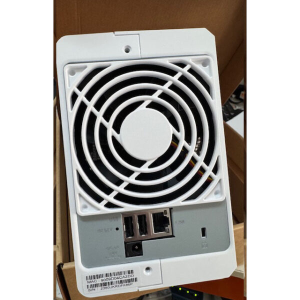 DiskStation Synology DS213J NAS Ethernet Blanco Usado *Tiene la carcasa DS223J* - Imagen 2