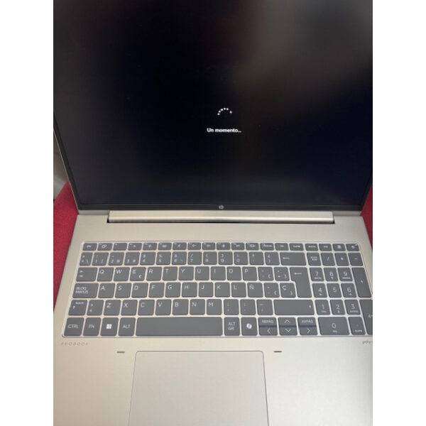 Portátil HP ProBook 460 G11 Intel Core Ultra 5 125U/16GB/512GBSSD/16" Usado *