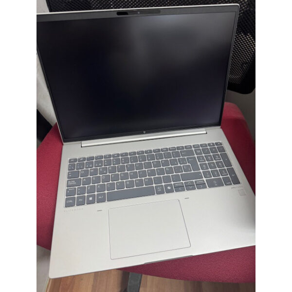 Portátil HP EliteBook 665 G11 AMD Ryzen 5 PRO 7535U/16GB/512GB SSD/16" Usado *