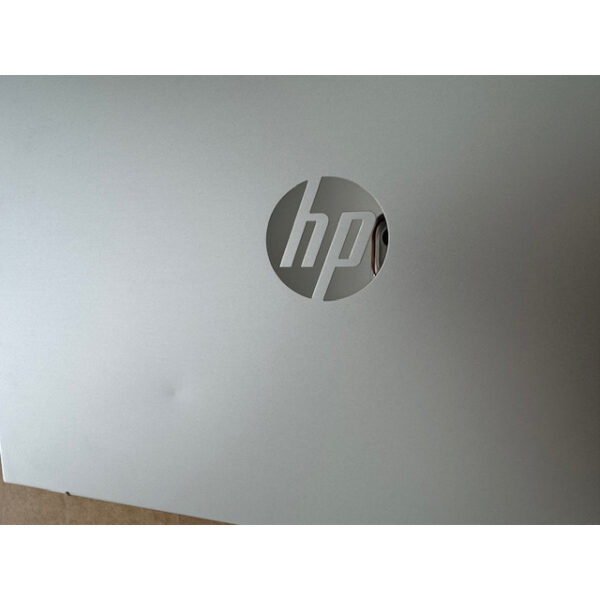 HP ProBook 440 G11  Intel Core Ultra 5 125U/16GB/512GB SSD/14" Usado **GOLPE** - Imagen 4