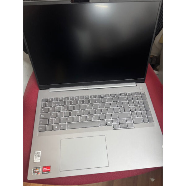 Lenovo ThinkBook G7 AMD Ryzen 5 7535HS 16" 16 GB/512 GB/W11 Pro Gris Usado *