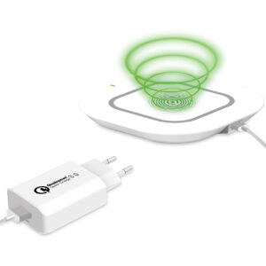 Kit de cargador inalámbrico Celly WLKIT3IN1 10 W Blanco Usado