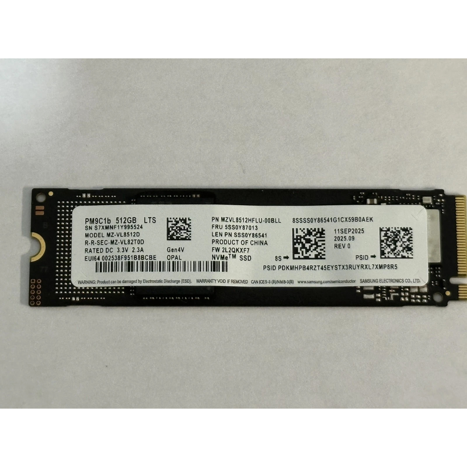 Disco Duro Samsung M.2 2280 Gen4x4 NVMe PM9C1B 512GB SSD