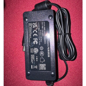 Cargador original para NAS externo Ugreen NASYNC DH4300 PLUS de 4 bahías 120 TB