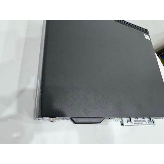 Sobremesa Lenovo ThinkCentre M70s Gen 5 i5-13400 16GB/512GB SSD *Golpe trasero* - Imagen 5