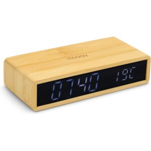 Reloj despertador de bambú con pantalla LED negra y termómetro interior